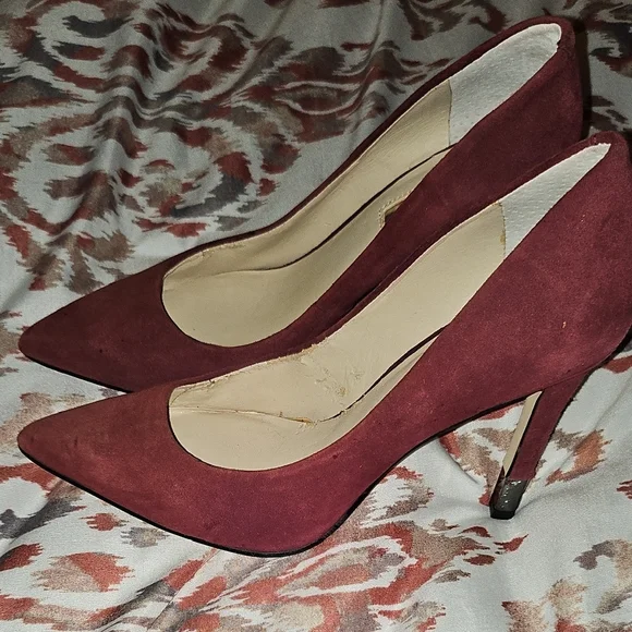 Guess Women's Heels EUC - Picture 3 of 8